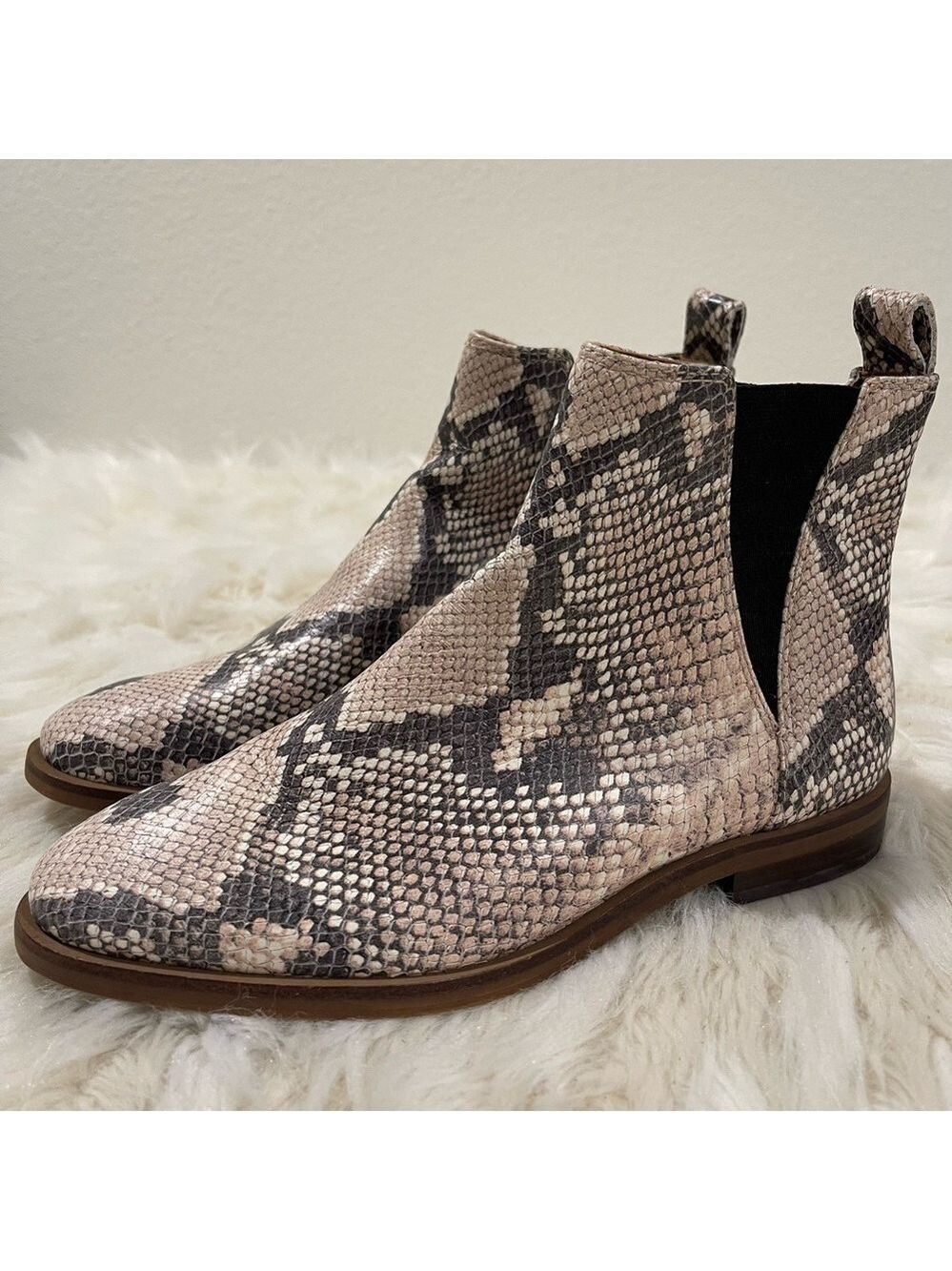 Women’s Lucky Brand Haylia Snake Print Boots 6.5 US! - Picture 6 of 9